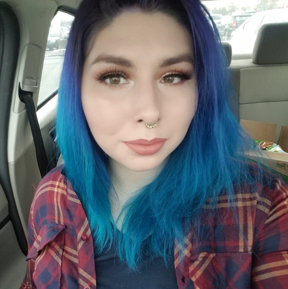 Meet your Posher, Shannon